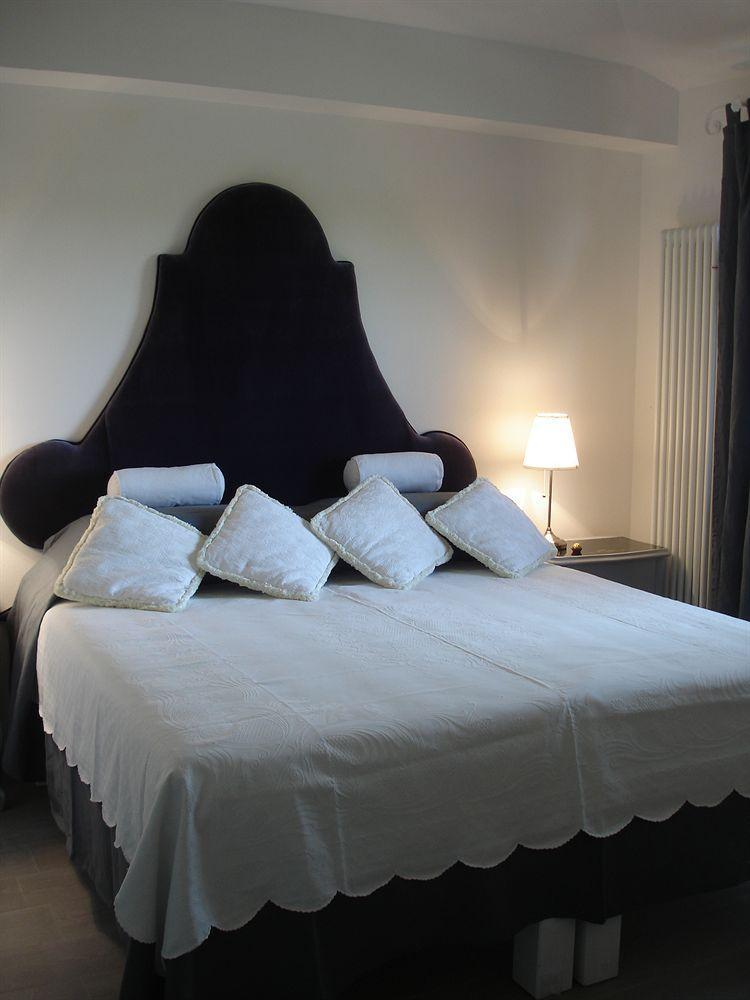 Country Lodge B&B เซียนา ภายนอก รูปภาพ