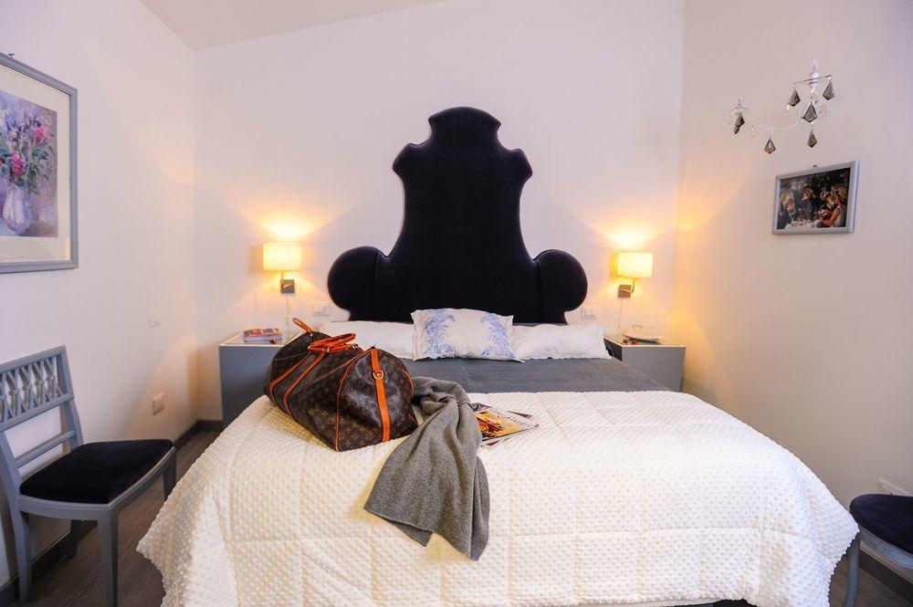Country Lodge B&B เซียนา ภายนอก รูปภาพ