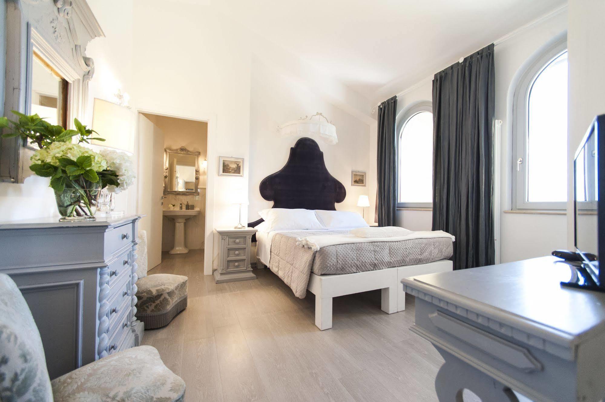 Country Lodge B&B เซียนา ภายนอก รูปภาพ