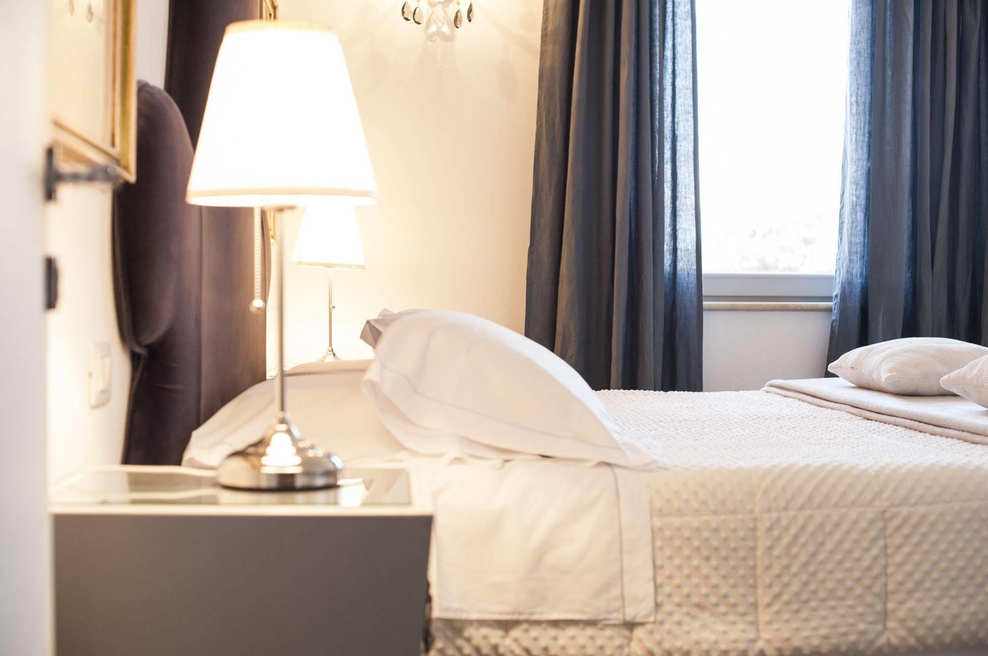 Country Lodge B&B เซียนา ภายนอก รูปภาพ